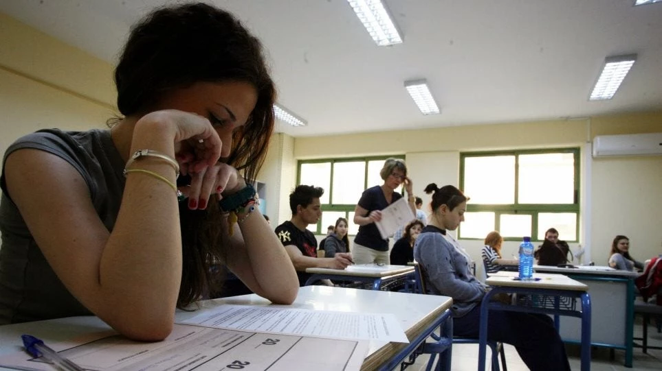 Ξεκινούν οι Πανελλαδικές εξετάσεις – Ολα όσα πρέπει να ξέρουν οι υποψήφιοι